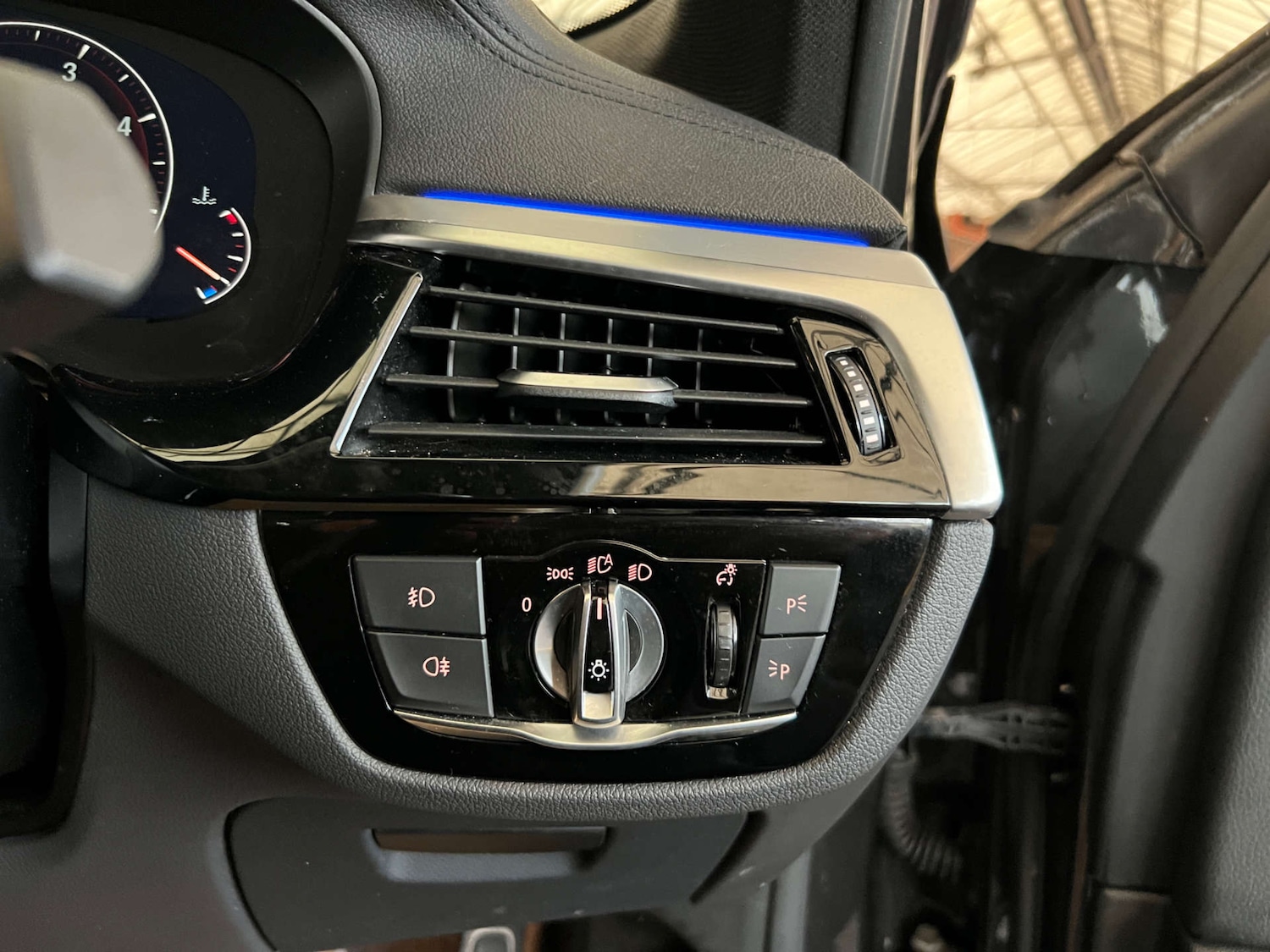 Used BMW 5 Series 2019 for sale - 76601641: Photo 15