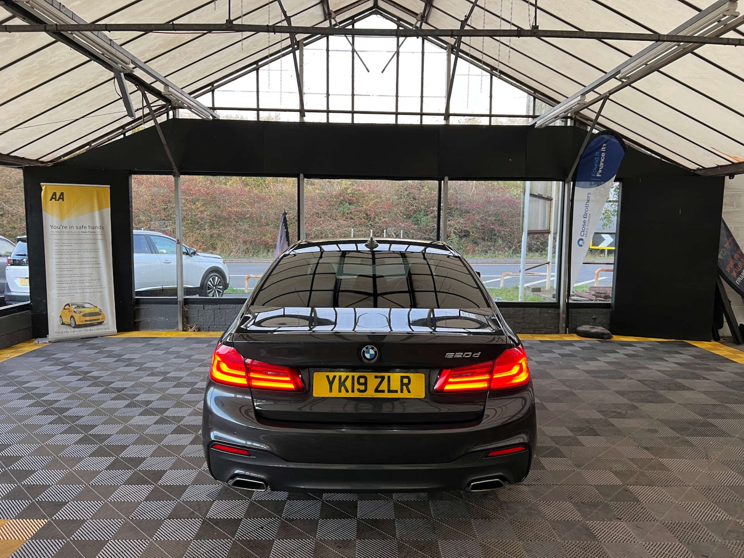 Used BMW 5 Series 2019 for sale - 76601641: Photo 6