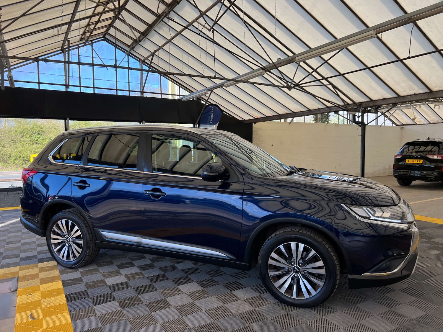 Used Mitsubishi Outlander 2018 for sale - 78071005: Photo 3