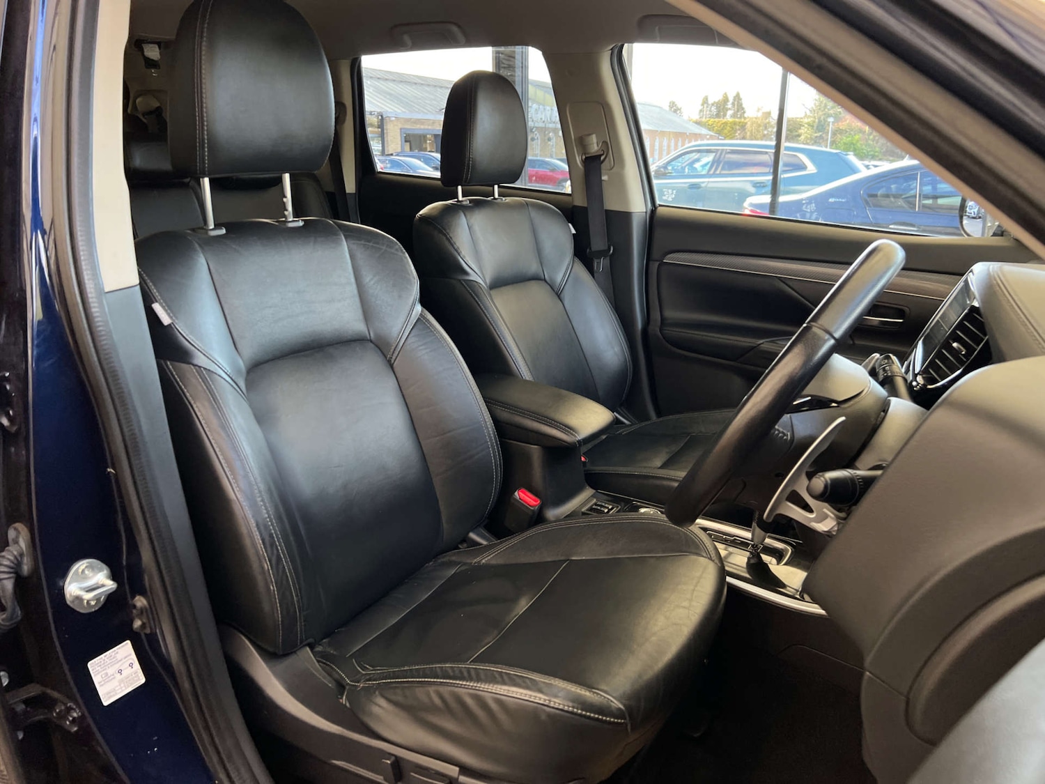 Used Mitsubishi Outlander 2018 for sale - 78071005: Photo 8
