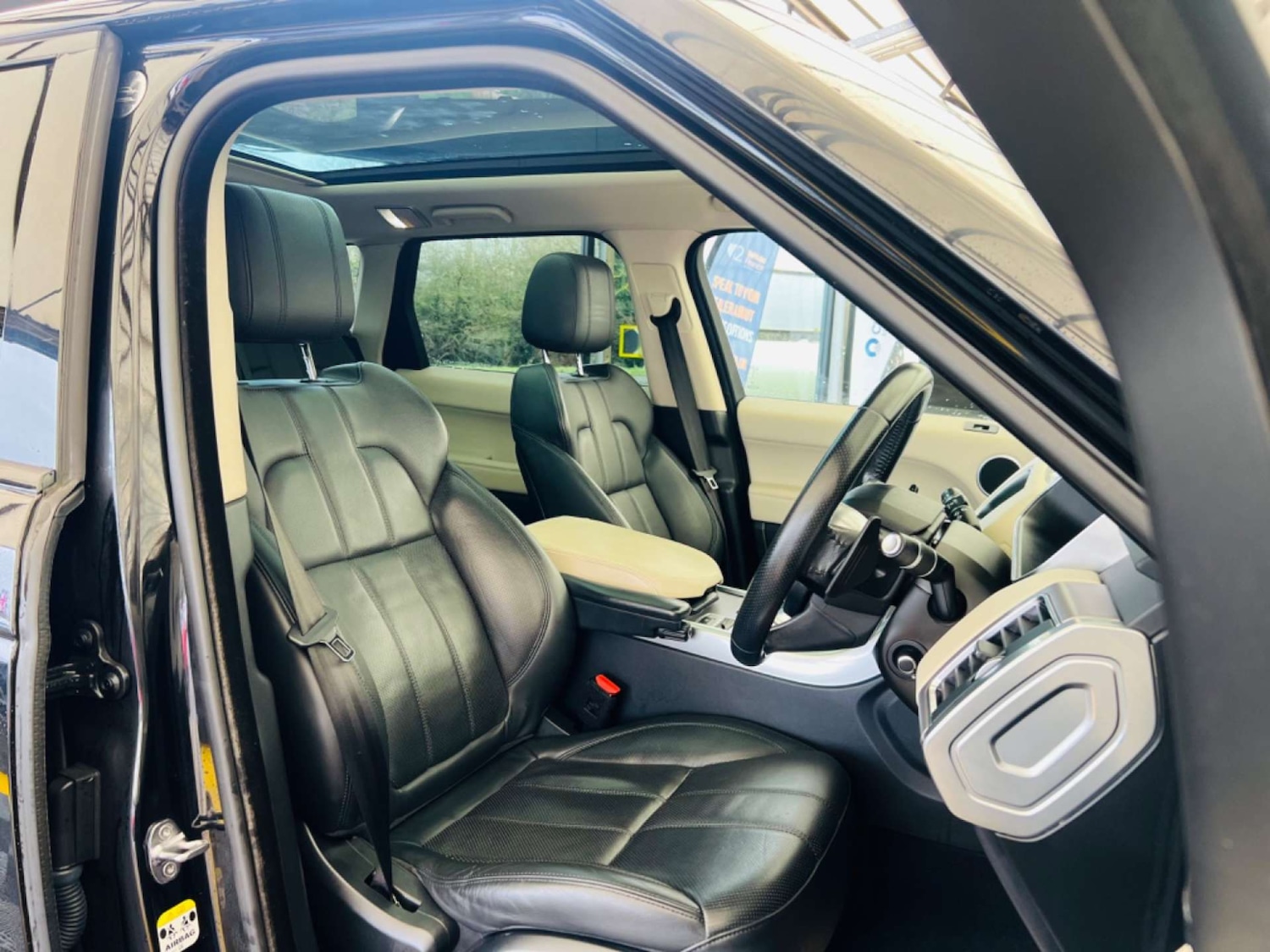 Used Land Rover Range Rover Sport 2018 for sale - 77573068: Photo 11