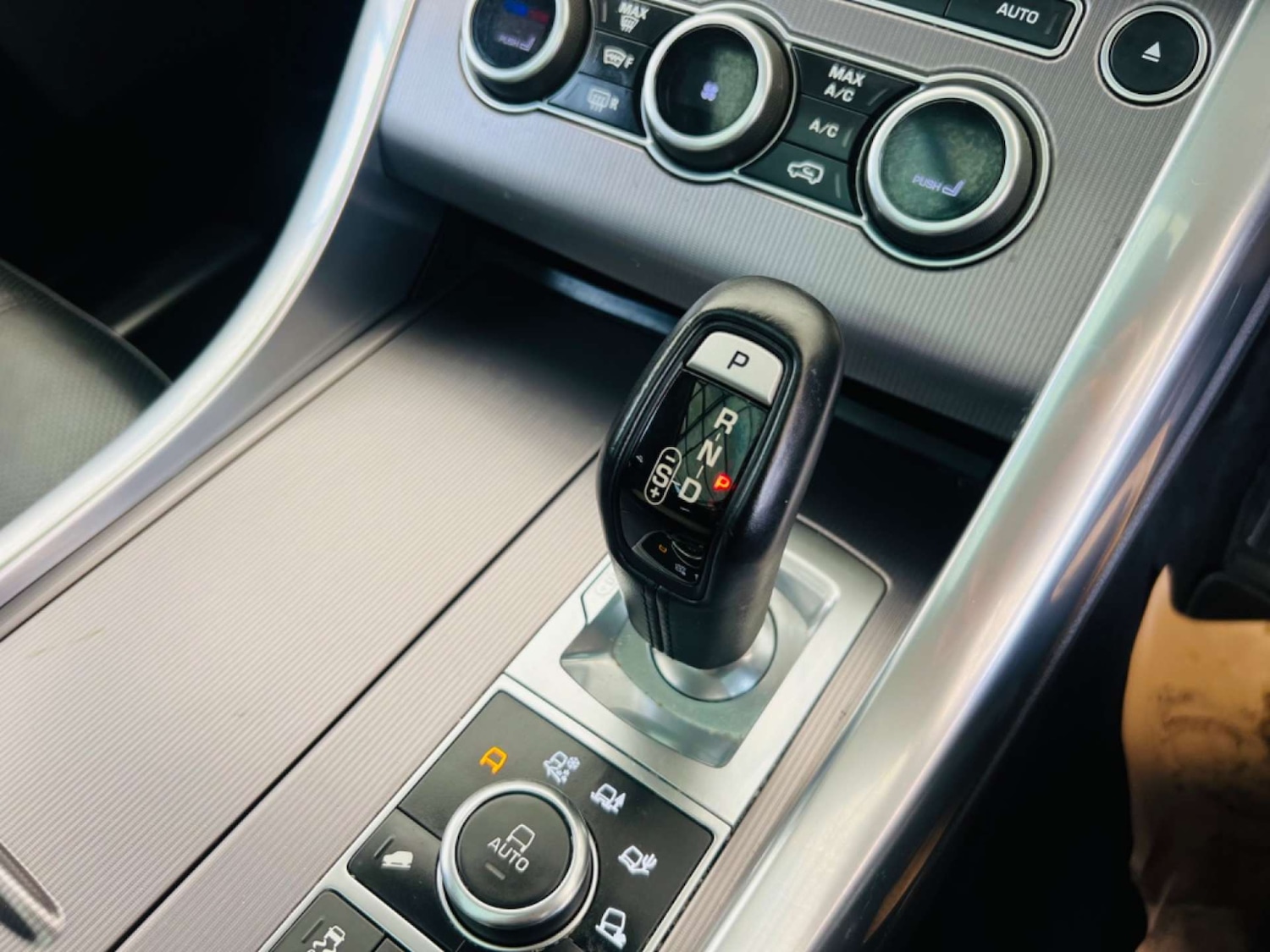 Used Land Rover Range Rover Sport 2018 for sale - 77573068: Photo 24