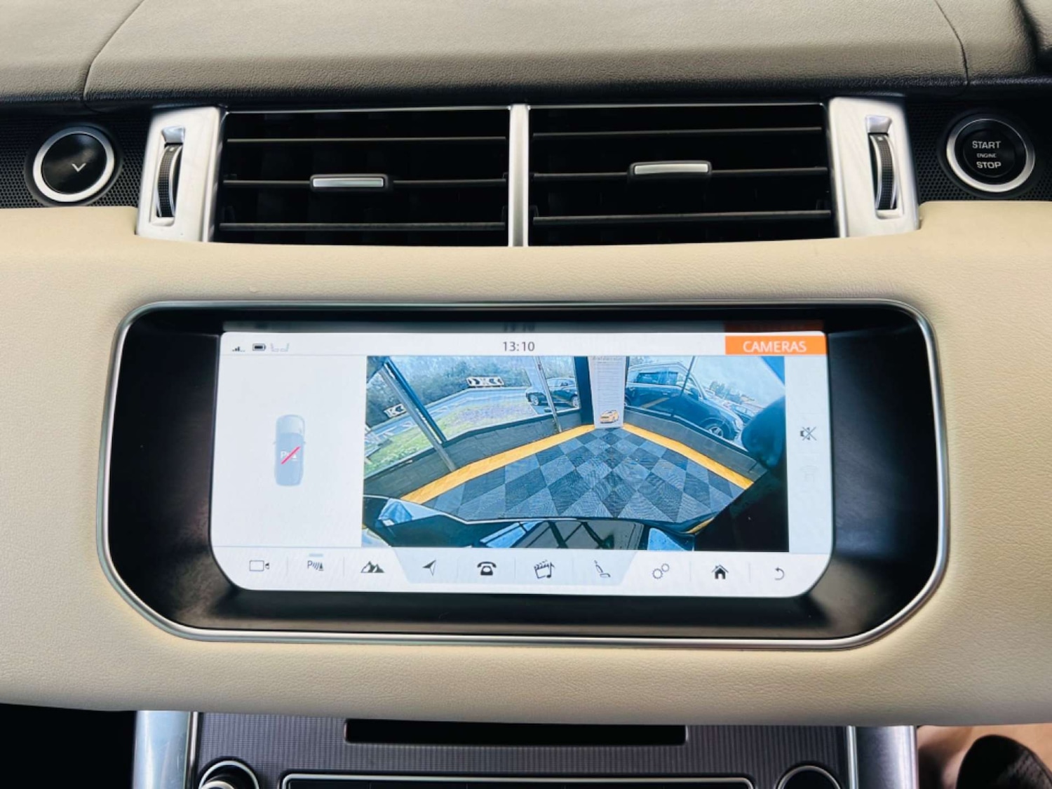 Used Land Rover Range Rover Sport 2018 for sale - 77573068: Photo 31