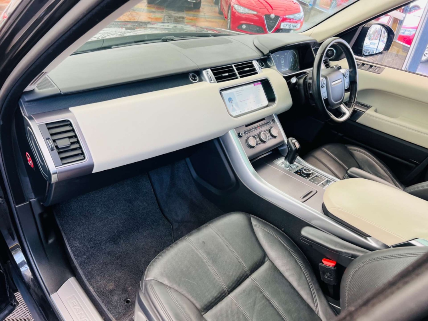 Used Land Rover Range Rover Sport 2018 for sale - 77573068: Photo 36