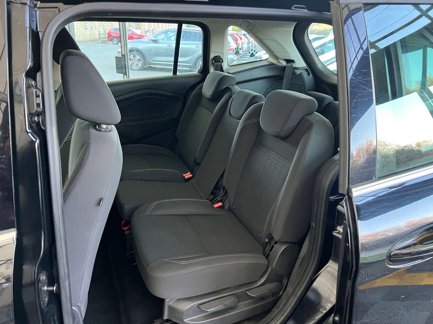 Used Ford Grand C-Max 2016 for sale - 76643754: Photo 23