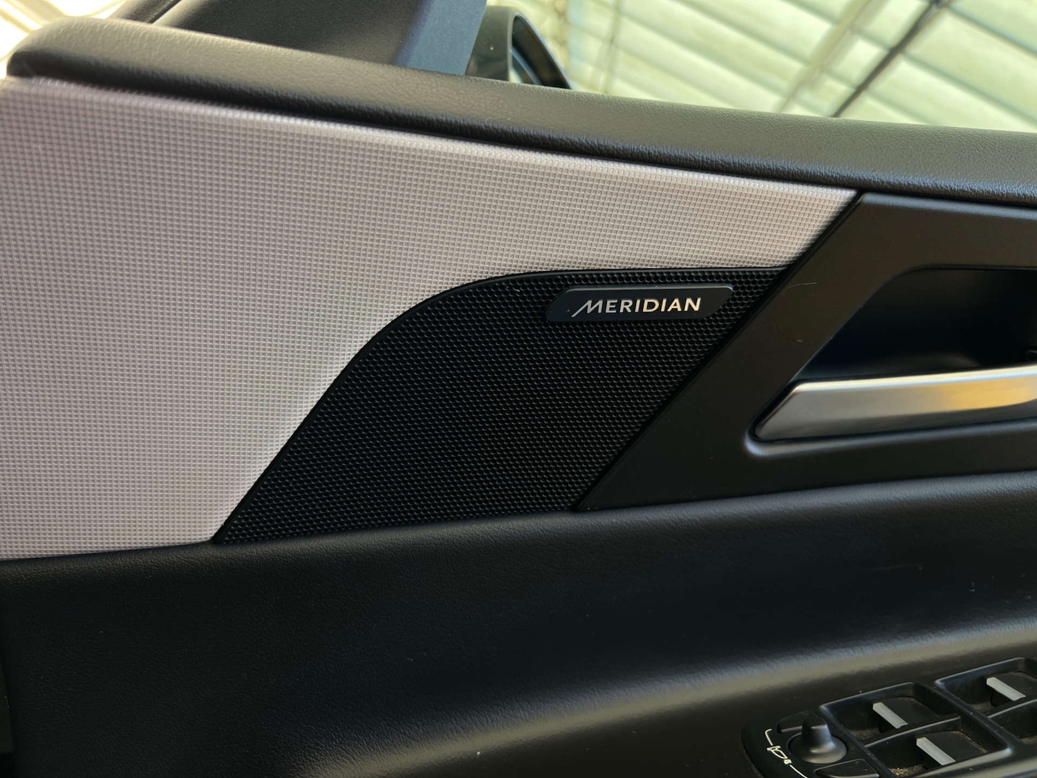 Used Jaguar XE 2017 for sale - 77979874: Photo 12