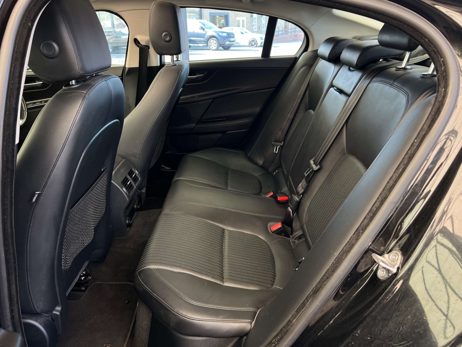 Used Jaguar XE 2017 for sale - 77979874: Photo 24