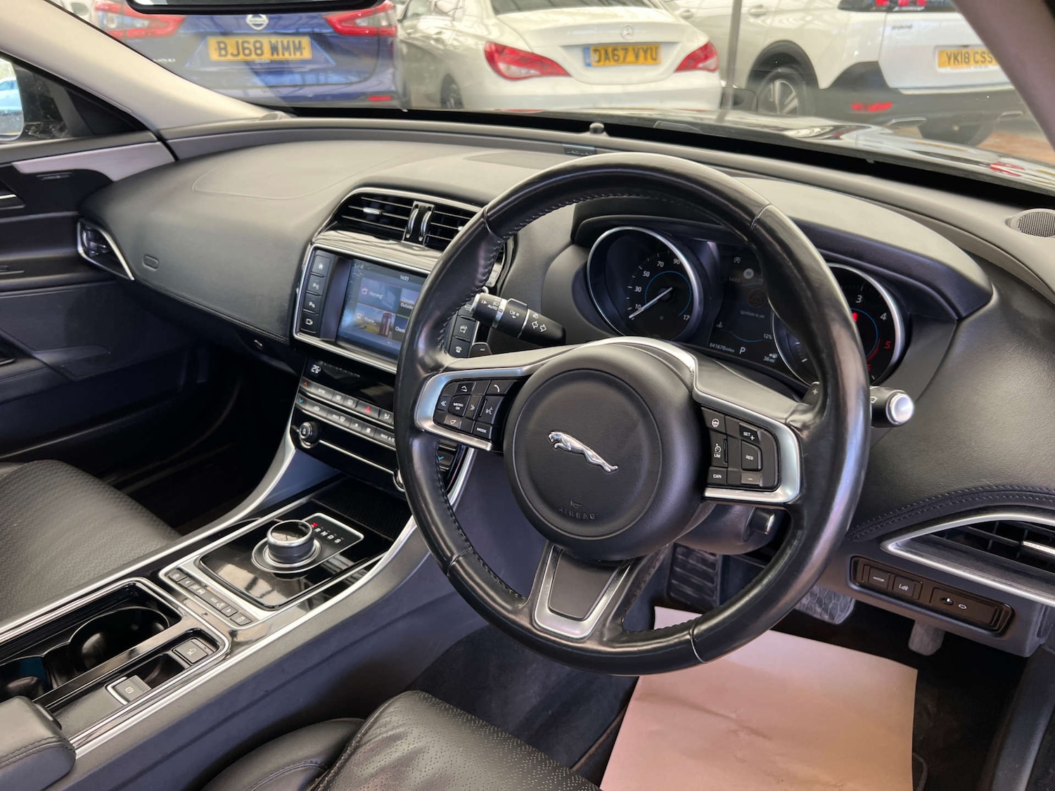 Used Jaguar XE 2017 for sale - 77979874: Photo 9