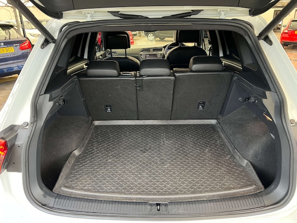 Used Volkswagen Tiguan 2016 for sale - 76231922: Photo 34