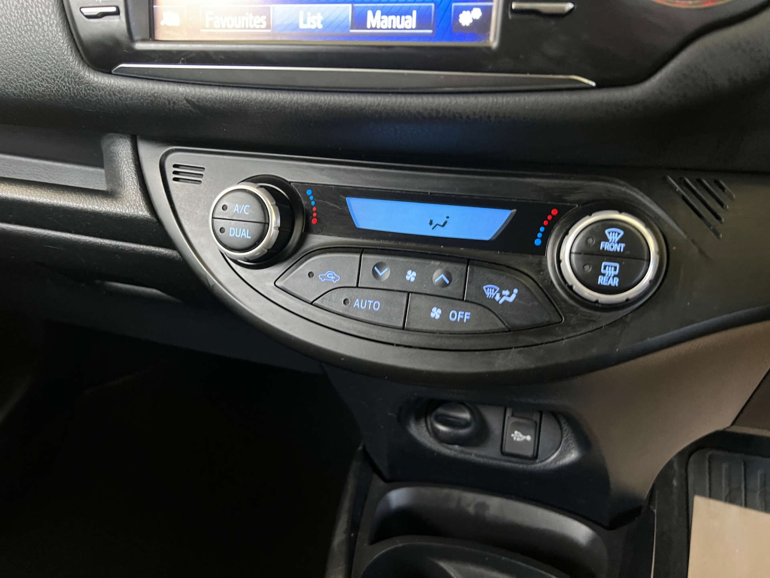 Used Toyota Yaris 2020 for sale - 76734390: Photo 18