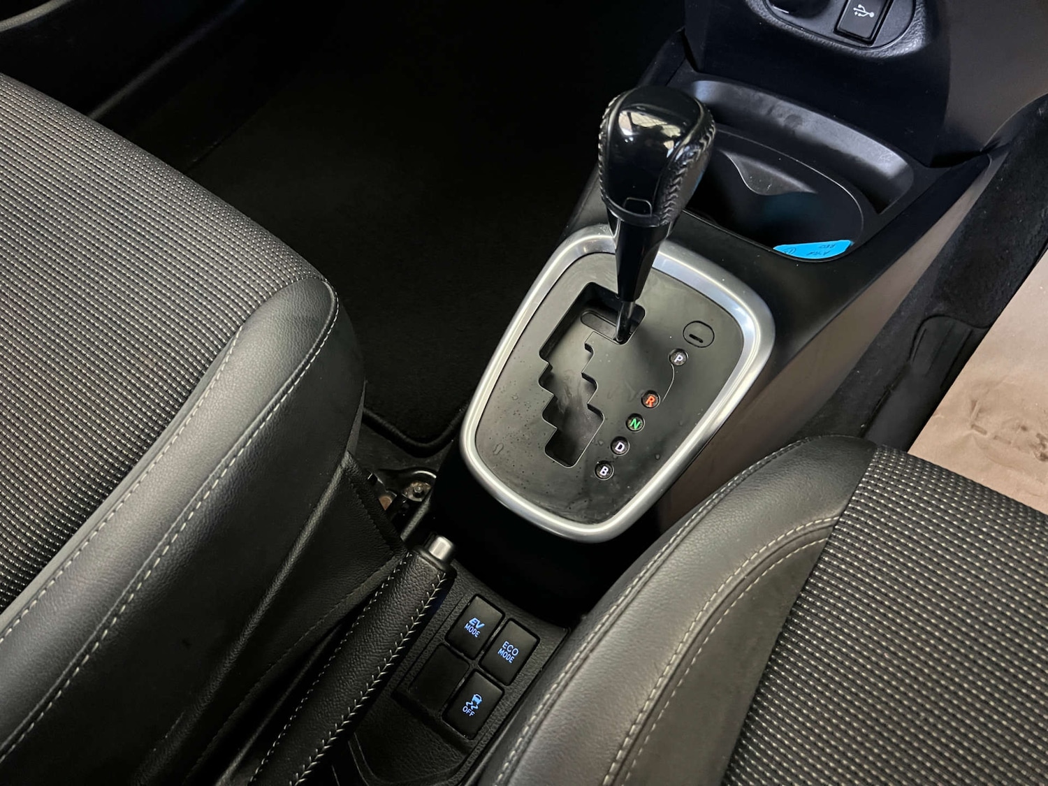 Used Toyota Yaris 2020 for sale - 76734390: Photo 20