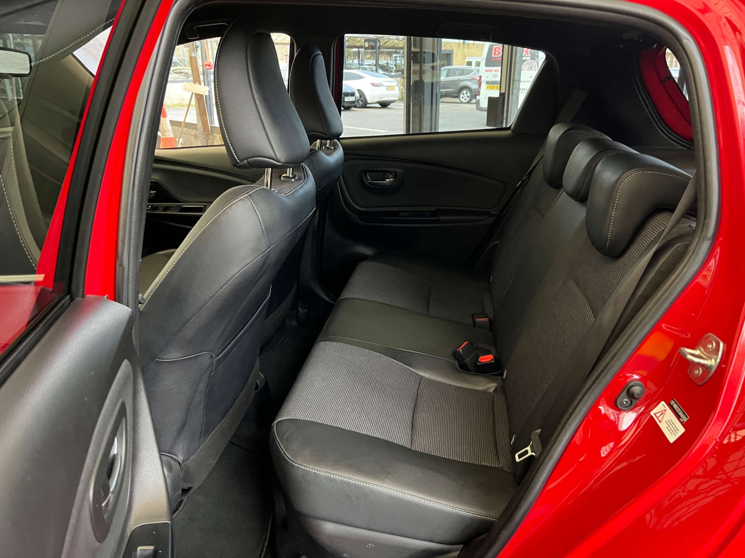 Used Toyota Yaris 2020 for sale - 76734390: Photo 28