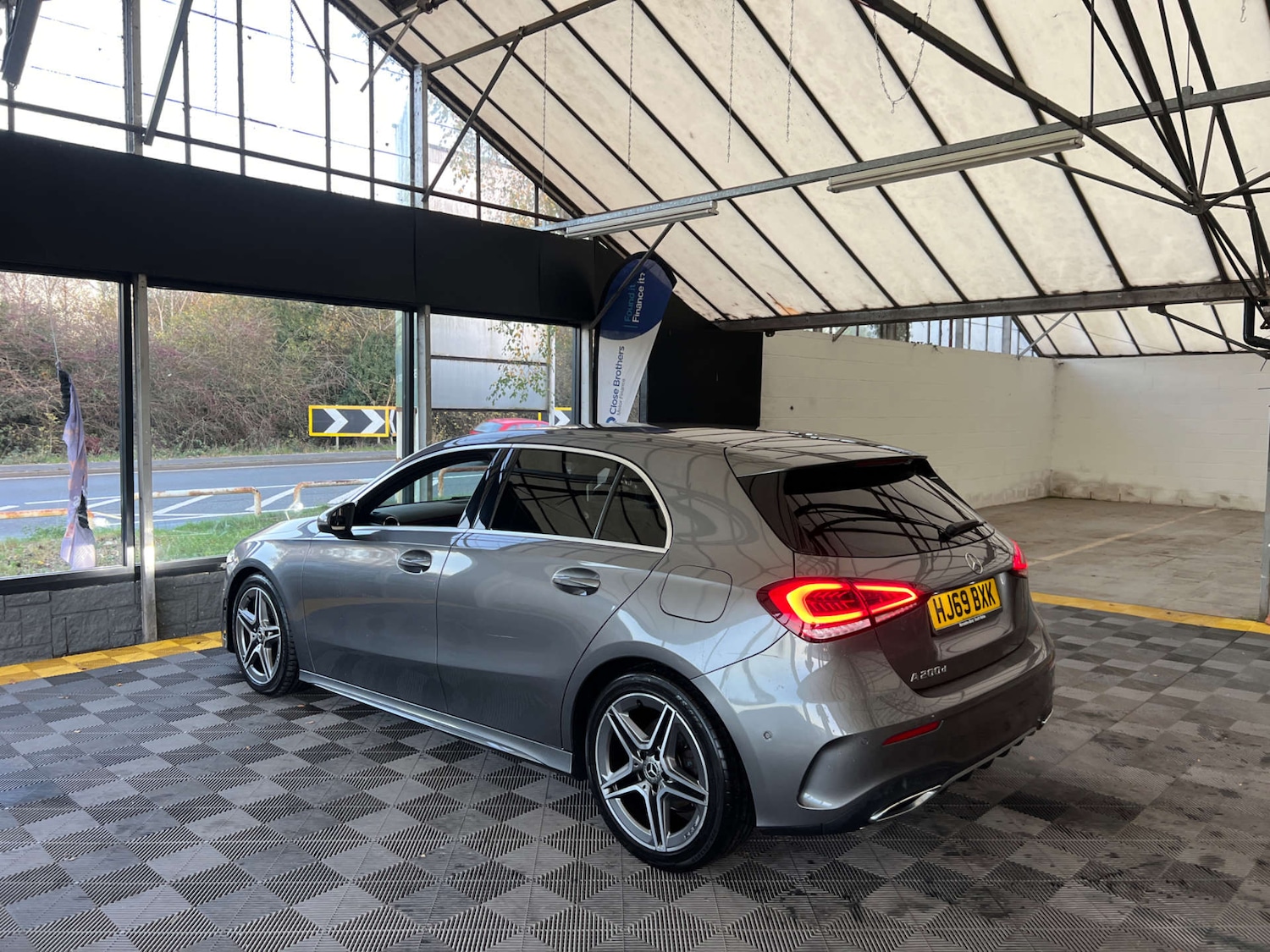 Used Mercedes-Benz A-Class 2019 for sale - 76604242: Photo 5