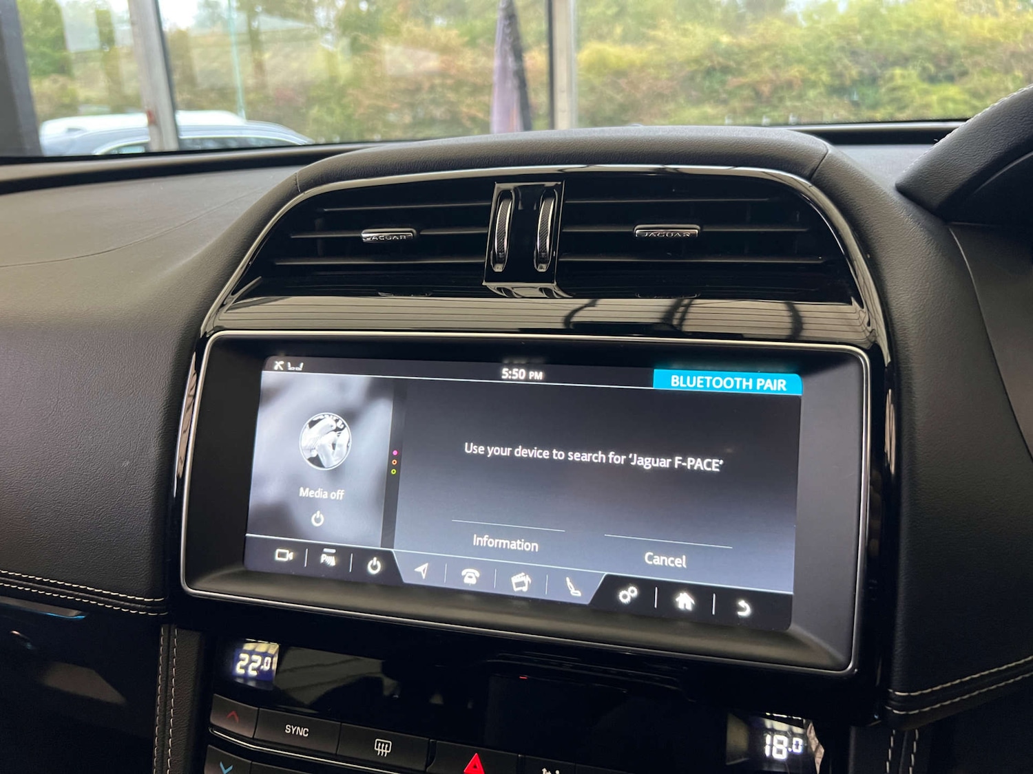 Used Jaguar F-Pace 2018 for sale - 76366165: Photo 23