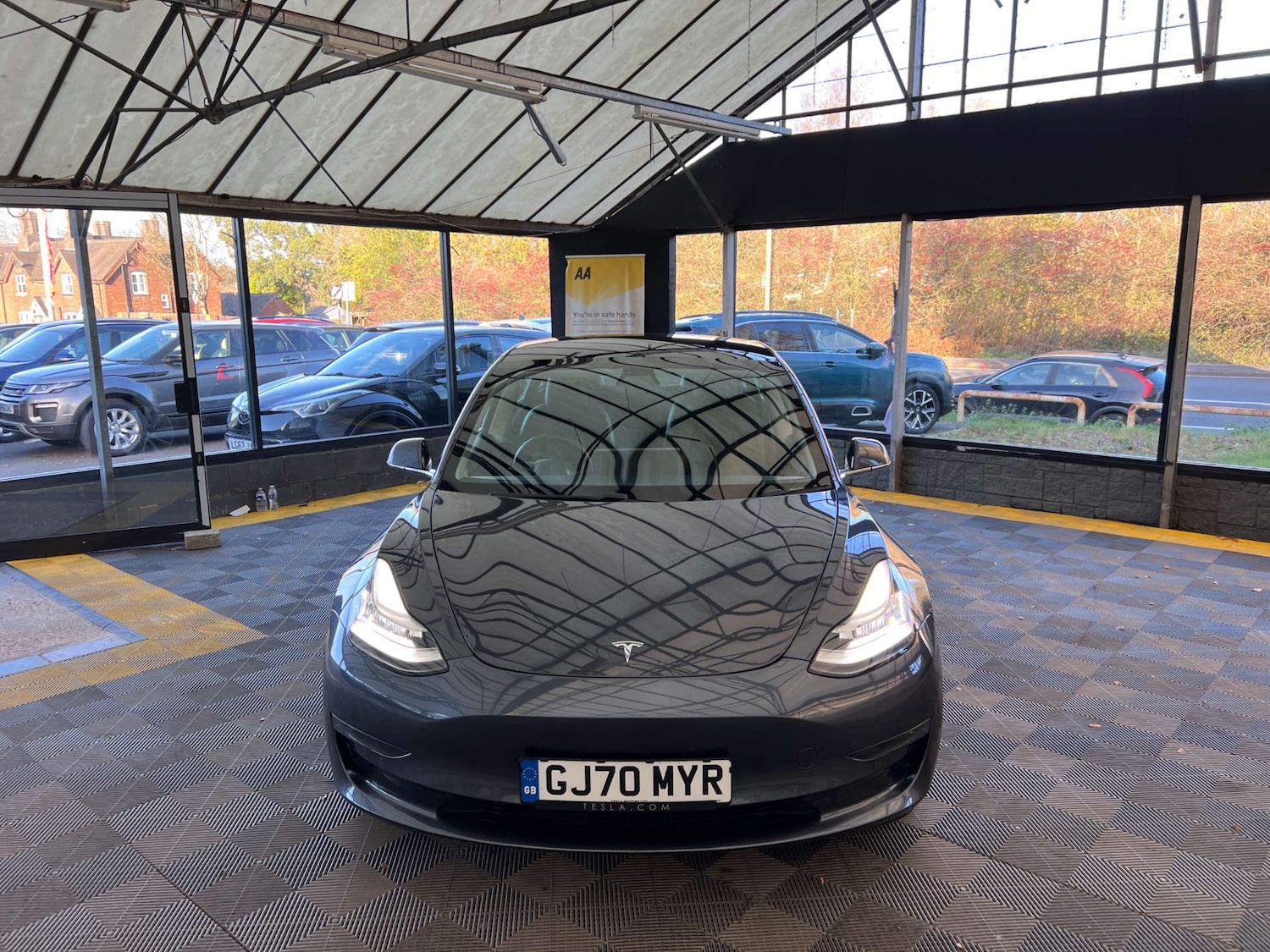 Used Tesla Model 3 2020 for sale - 76606056: Photo 3