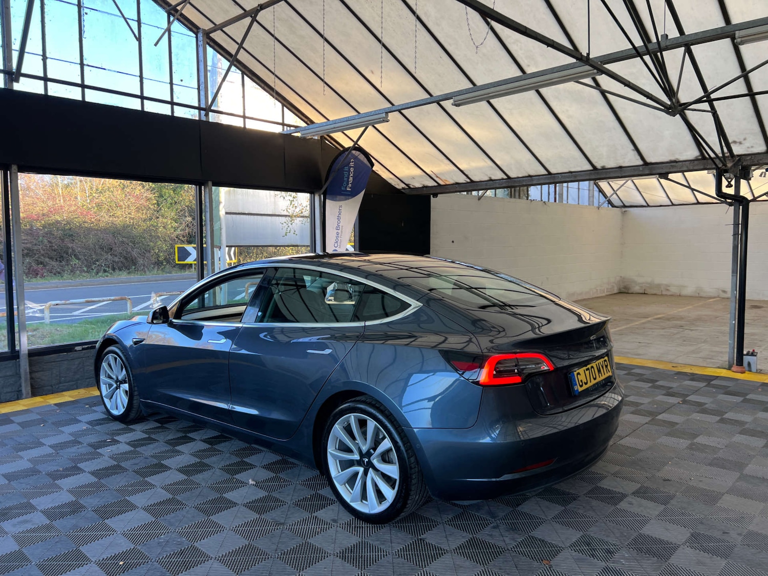 Used Tesla Model 3 2020 for sale - 76606056: Photo 6