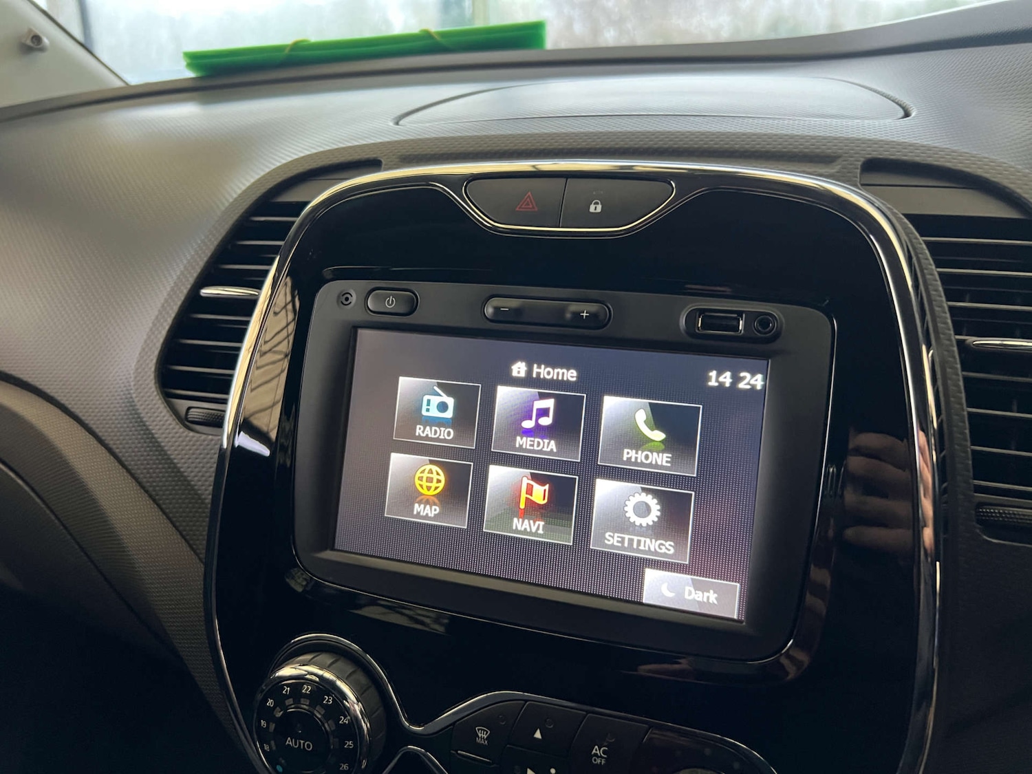 Used Renault Captur 2015 for sale - 77038516: Photo 16