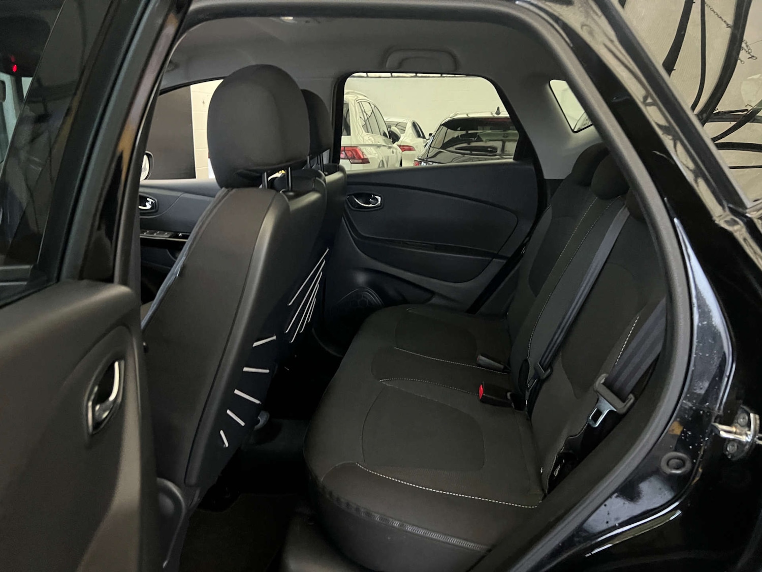 Used Renault Captur 2015 for sale - 77038516: Photo 25