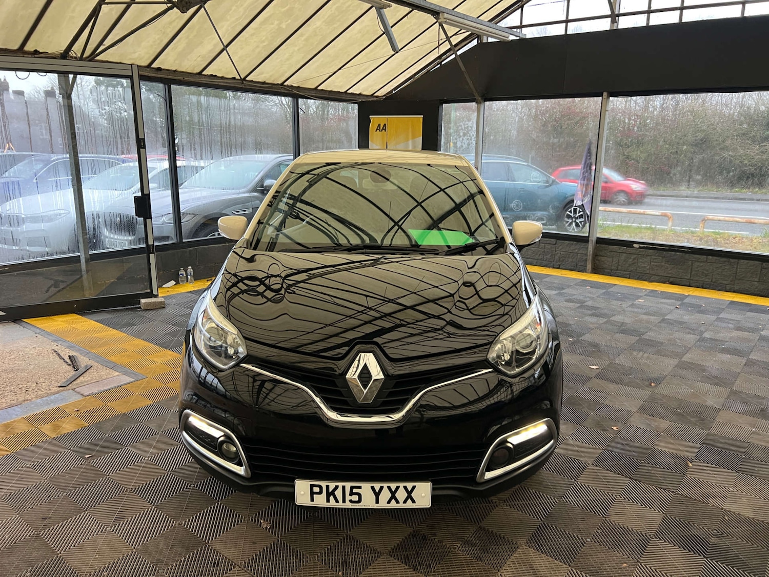Used Renault Captur 2015 for sale - 77038516: Photo 3