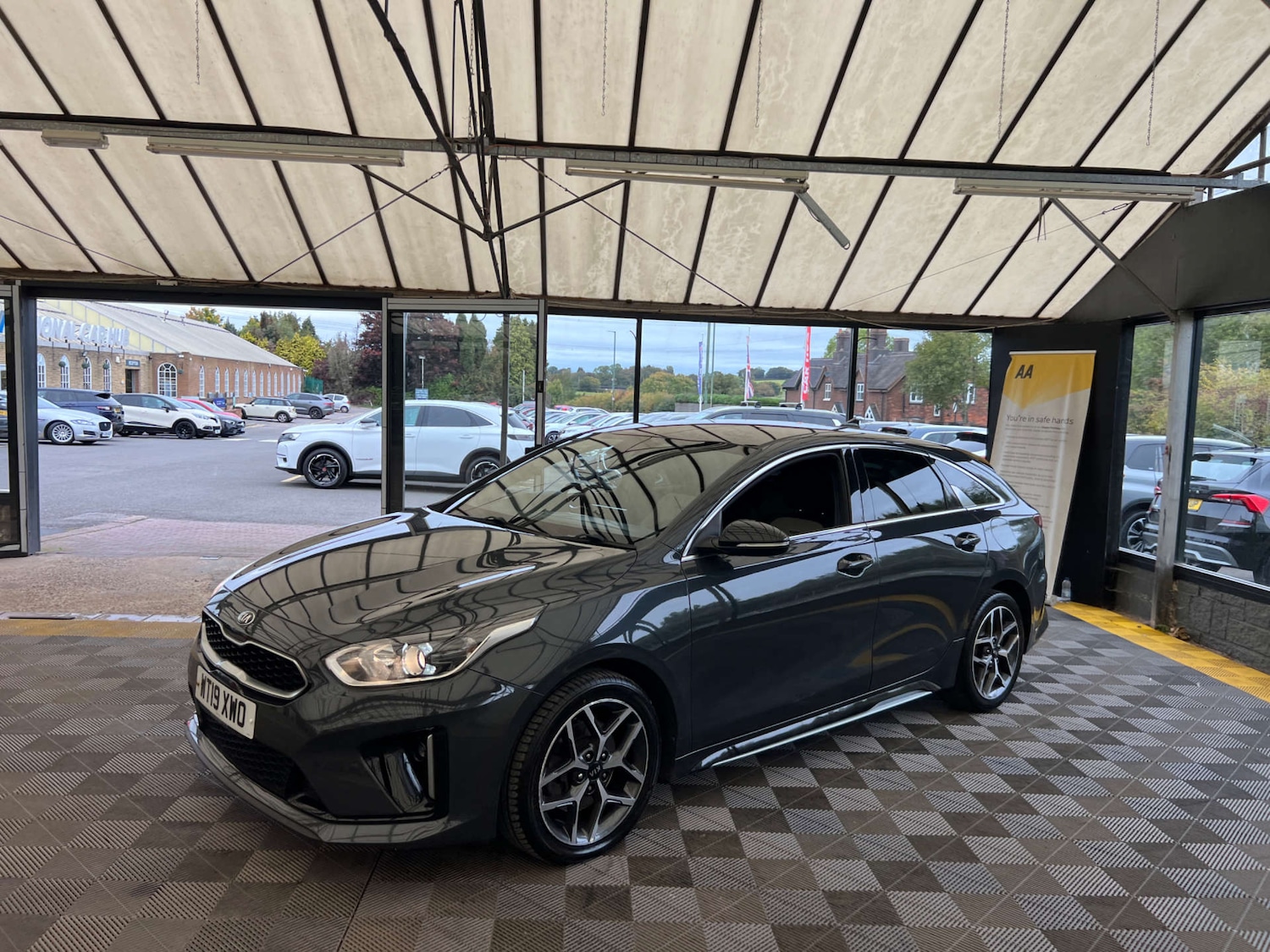 Used Kia Pro Ceed 2019 for sale - 76642950: Photo 4