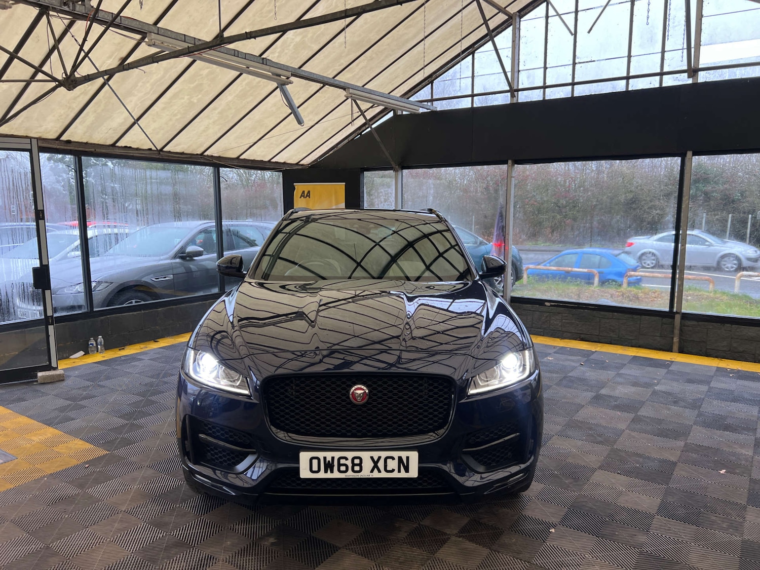 Used Jaguar F-Pace 2019 for sale - 78225931: Photo 2