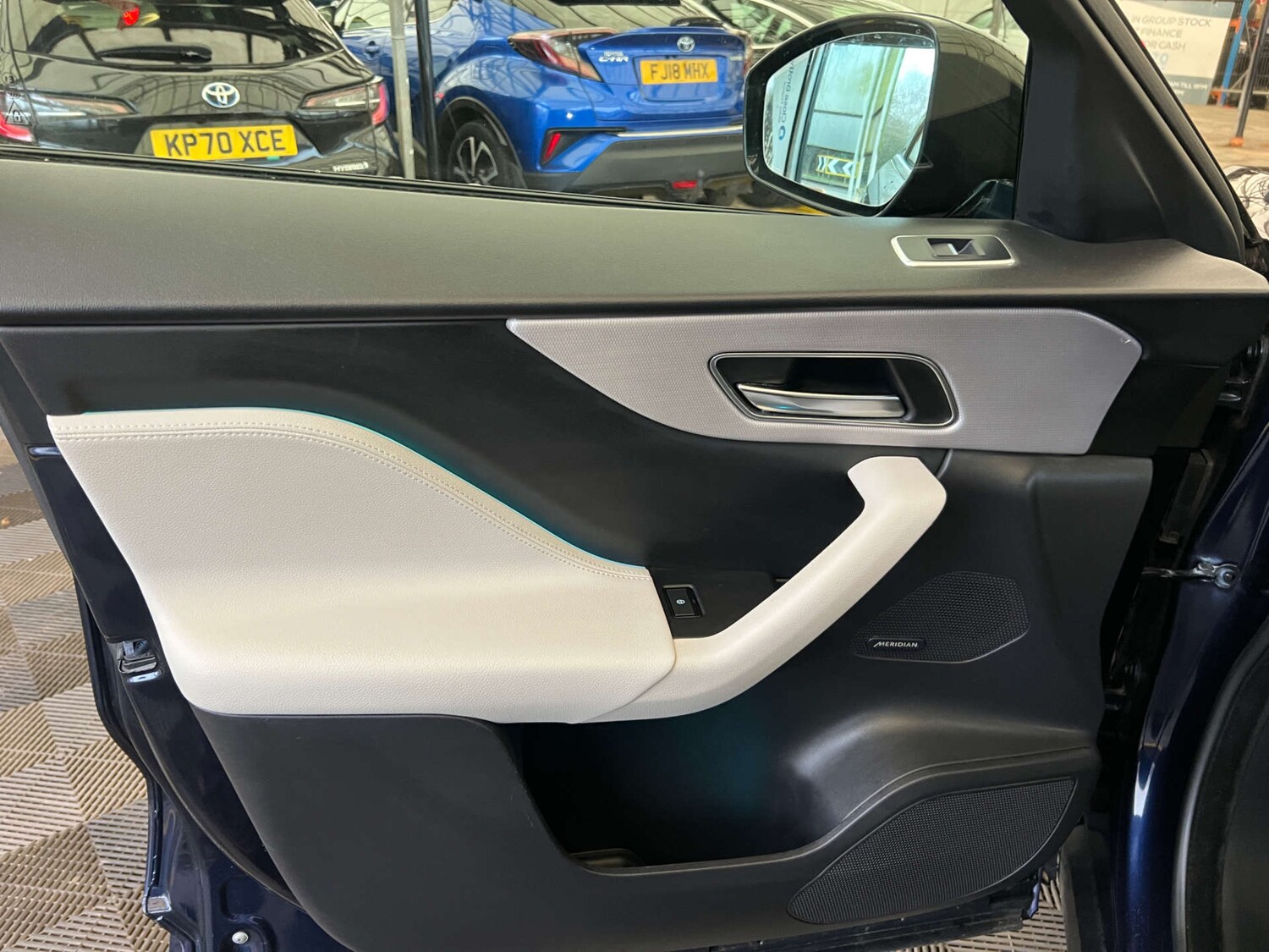 Used Jaguar F-Pace 2019 for sale - 78225931: Photo 29