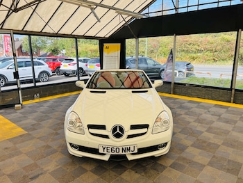Used Mercedes-Benz SLK 2011 for sale - 75979452: Photo