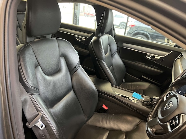 Used Volvo S90 2018 for sale - 76252732: Photo 12