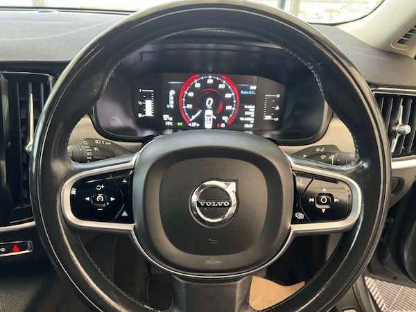 Used Volvo S90 2018 for sale - 76252732: Photo 18