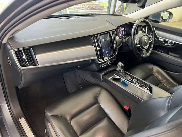 Used Volvo S90 2018 for sale - 76252732: Photo 27