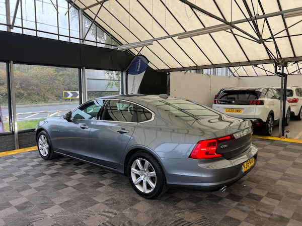 Used Volvo S90 2018 for sale - 76252732: Photo 5