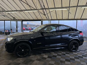 Used BMW X4 2017 for sale - 78442210: Photo