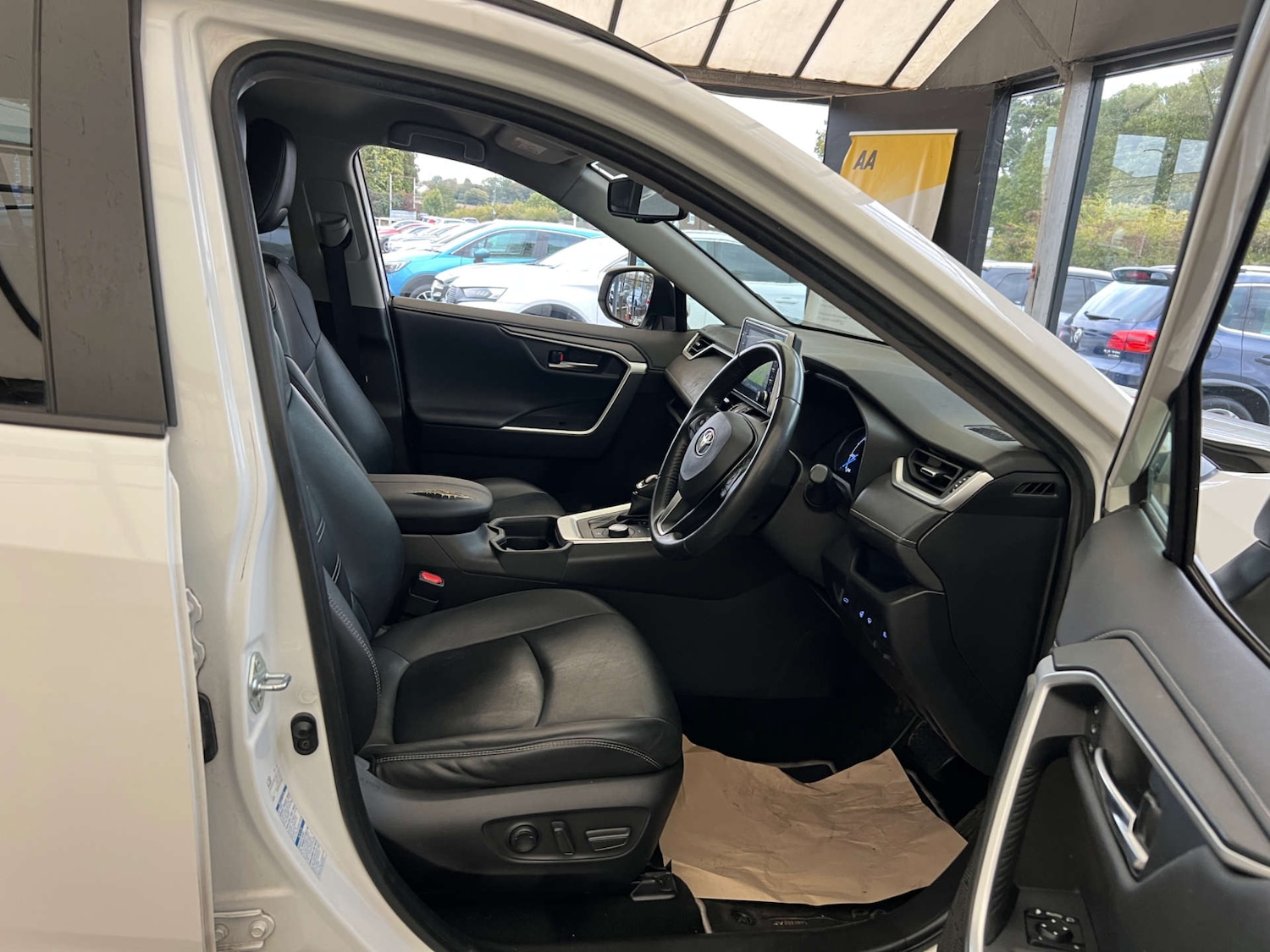 Used Toyota RAV4 2021 for sale - 76277694: Photo 9