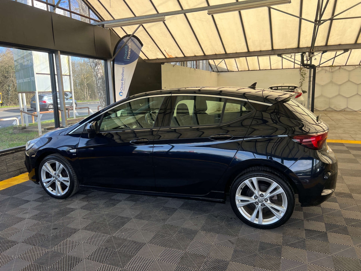 Used Vauxhall Astra 2019 for sale - 77721669: Photo 4