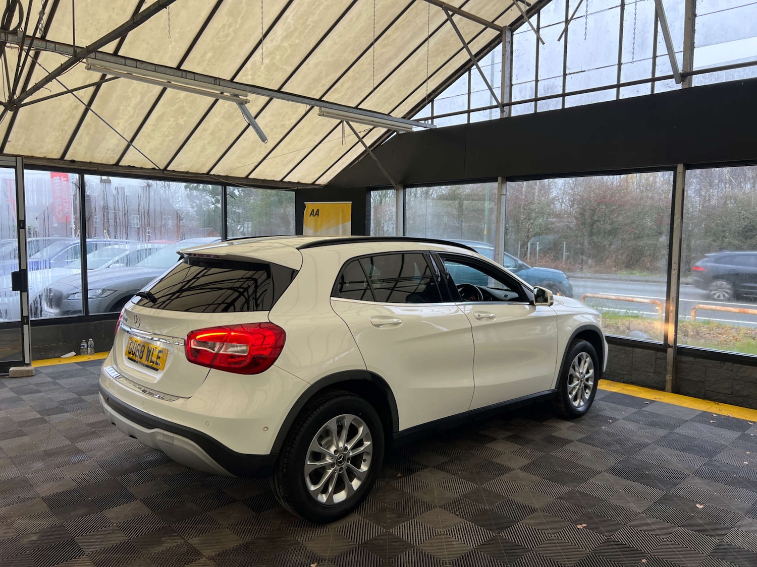 Used Mercedes-Benz GLA 2018 for sale - 77038518: Photo 8