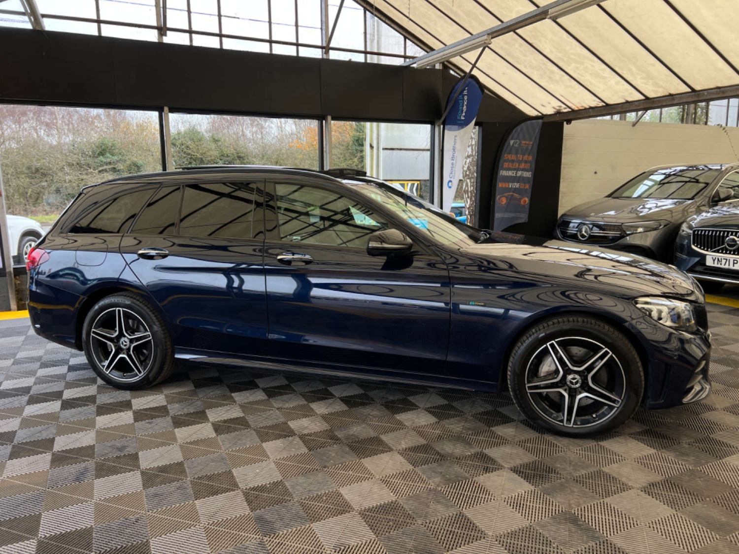 Used Mercedes-Benz C Class 2021 for sale - 77262754: Photo 3