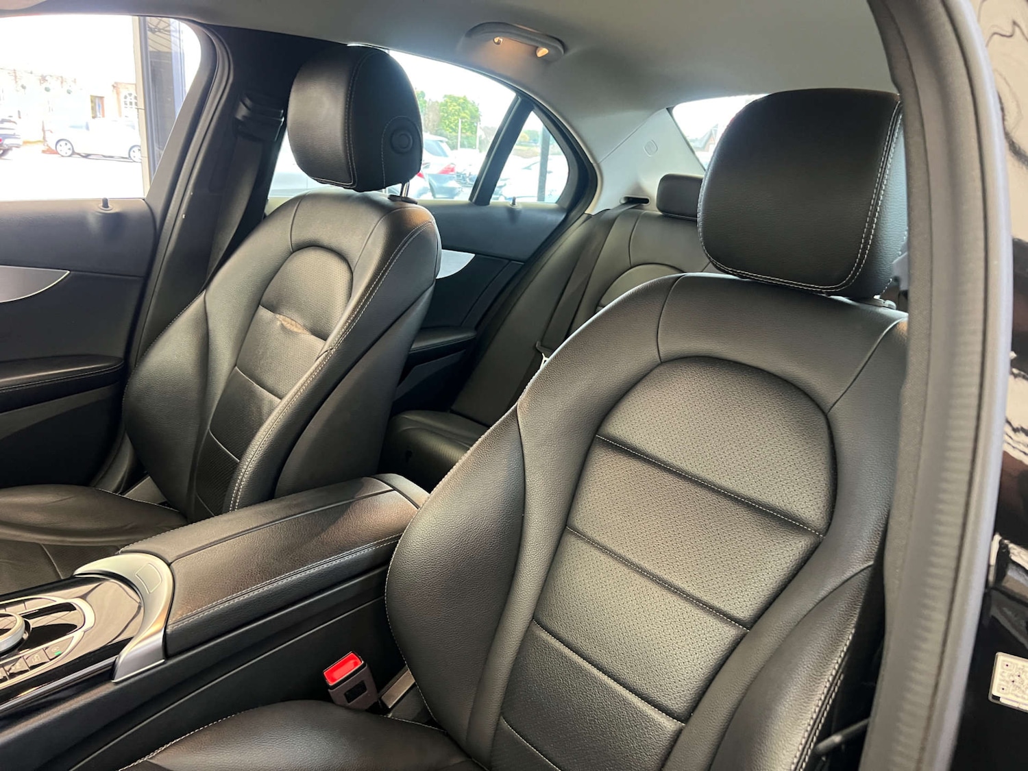 Used Mercedes-Benz C Class 2018 for sale - 76735777: Photo 26