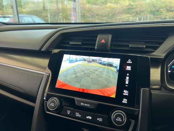 Used Honda Civic 2017 for sale - 76311255: Photo 21