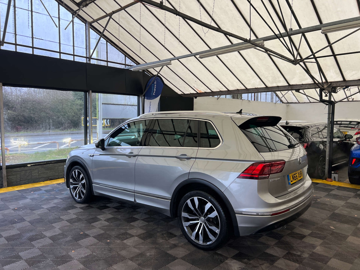 Used Volkswagen Tiguan 2016 for sale - 77313718: Photo 5