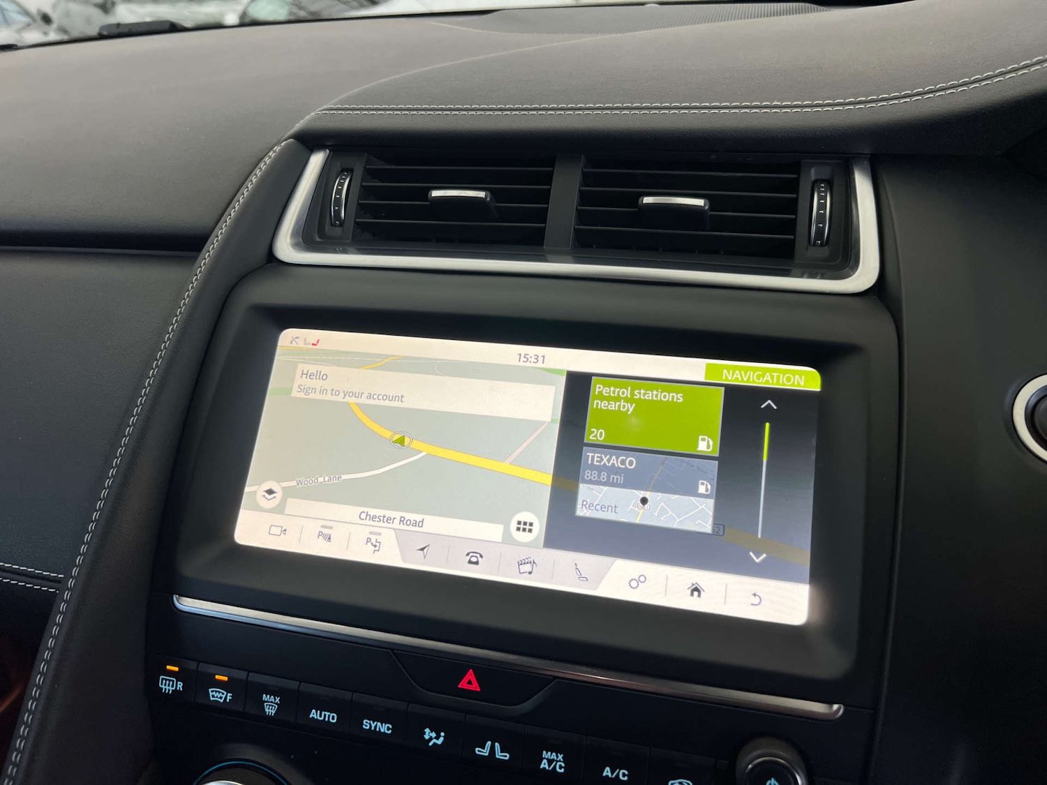 Used Jaguar E-Pace 2019 for sale - 76687501: Photo 21