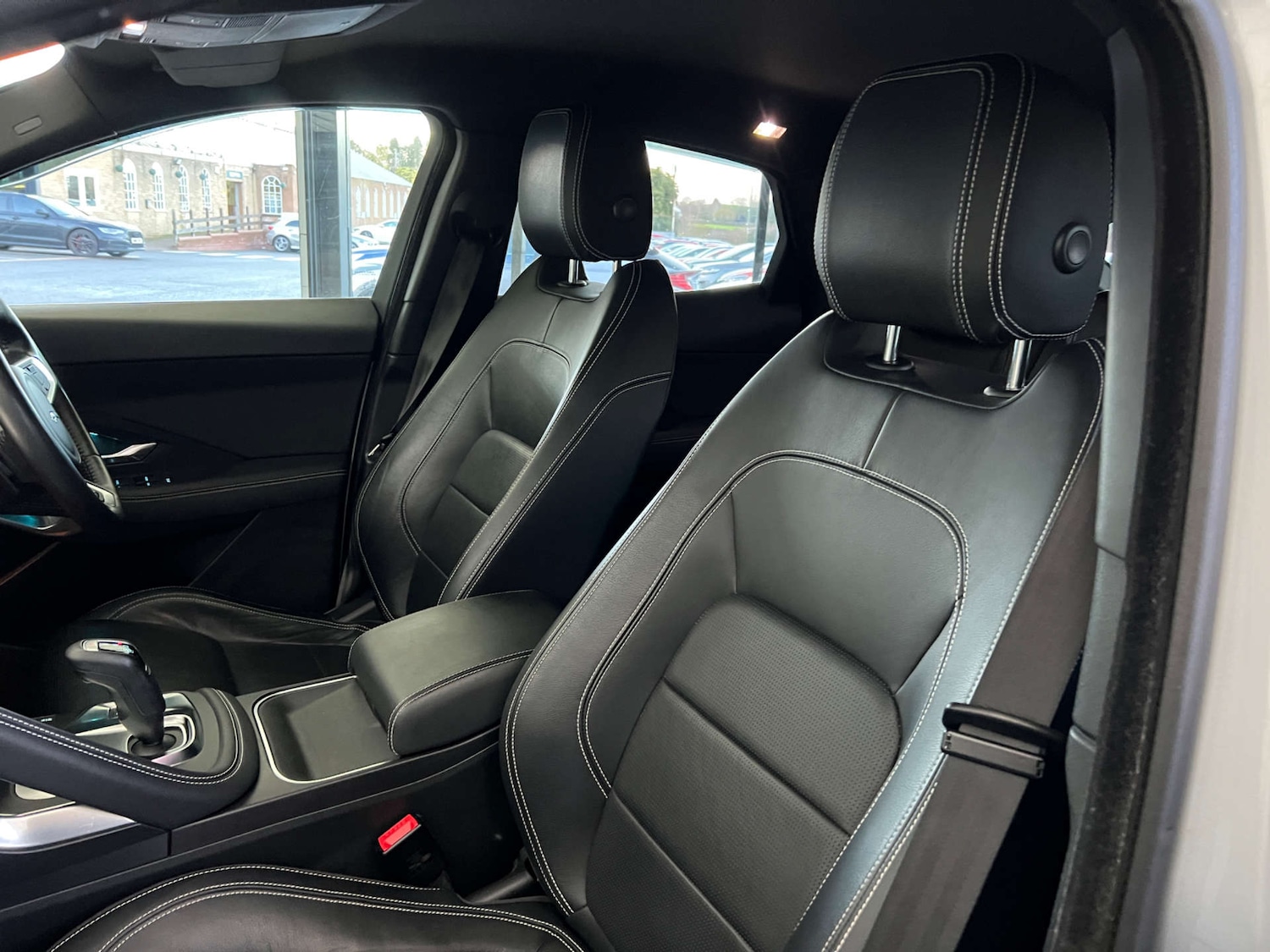 Used Jaguar E-Pace 2019 for sale - 76687501: Photo 23