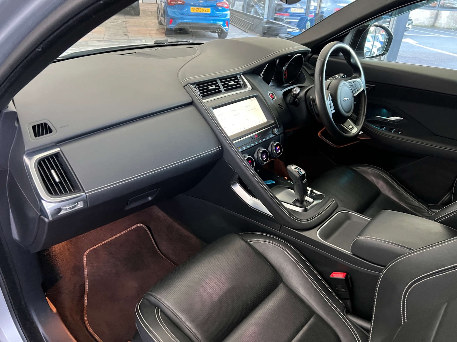 Used Jaguar E-Pace 2019 for sale - 76687501: Photo 24