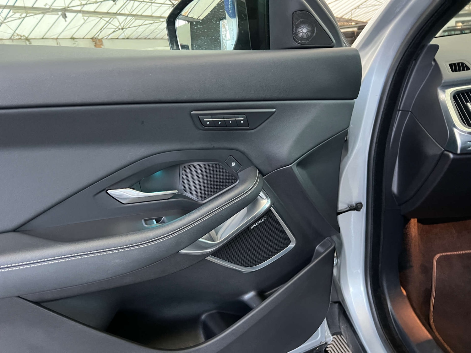 Used Jaguar E-Pace 2019 for sale - 76687501: Photo 26