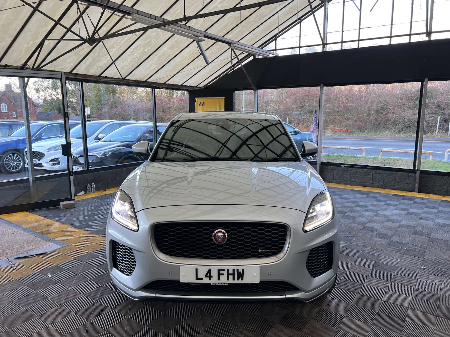 Used Jaguar E-Pace 2019 for sale - 76687501: Photo 3