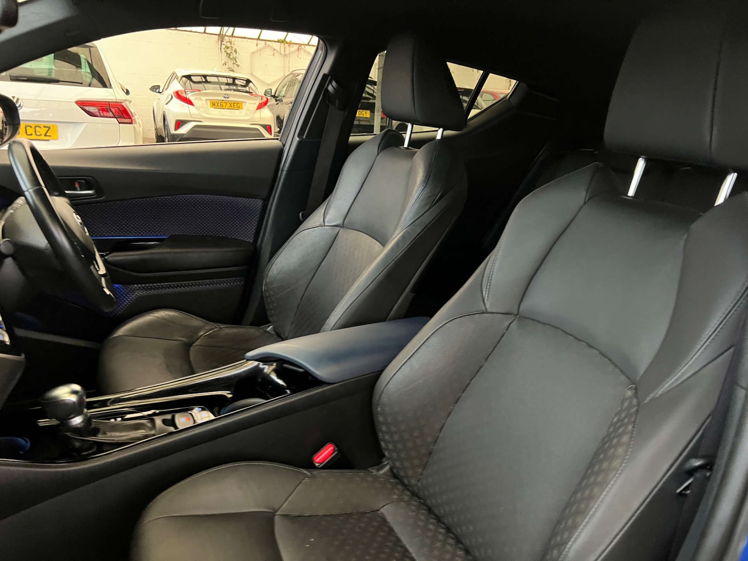 Used Toyota C-HR 2018 for sale - 77038532: Photo 23