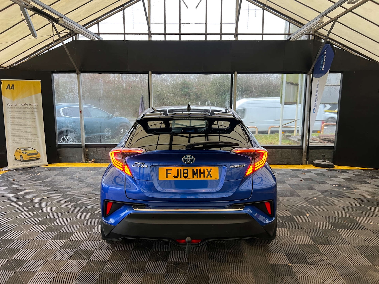 Used Toyota C-HR 2018 for sale - 77038532: Photo 5