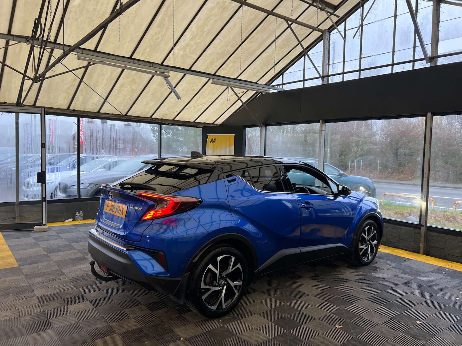 Used Toyota C-HR 2018 for sale - 77038532: Photo 7