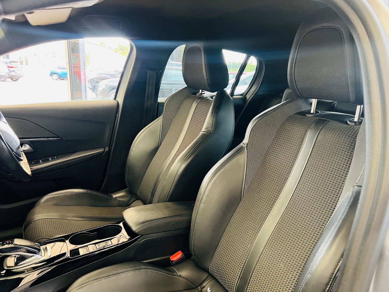 Used Peugeot 208 2020 for sale - 76919162: Photo 21