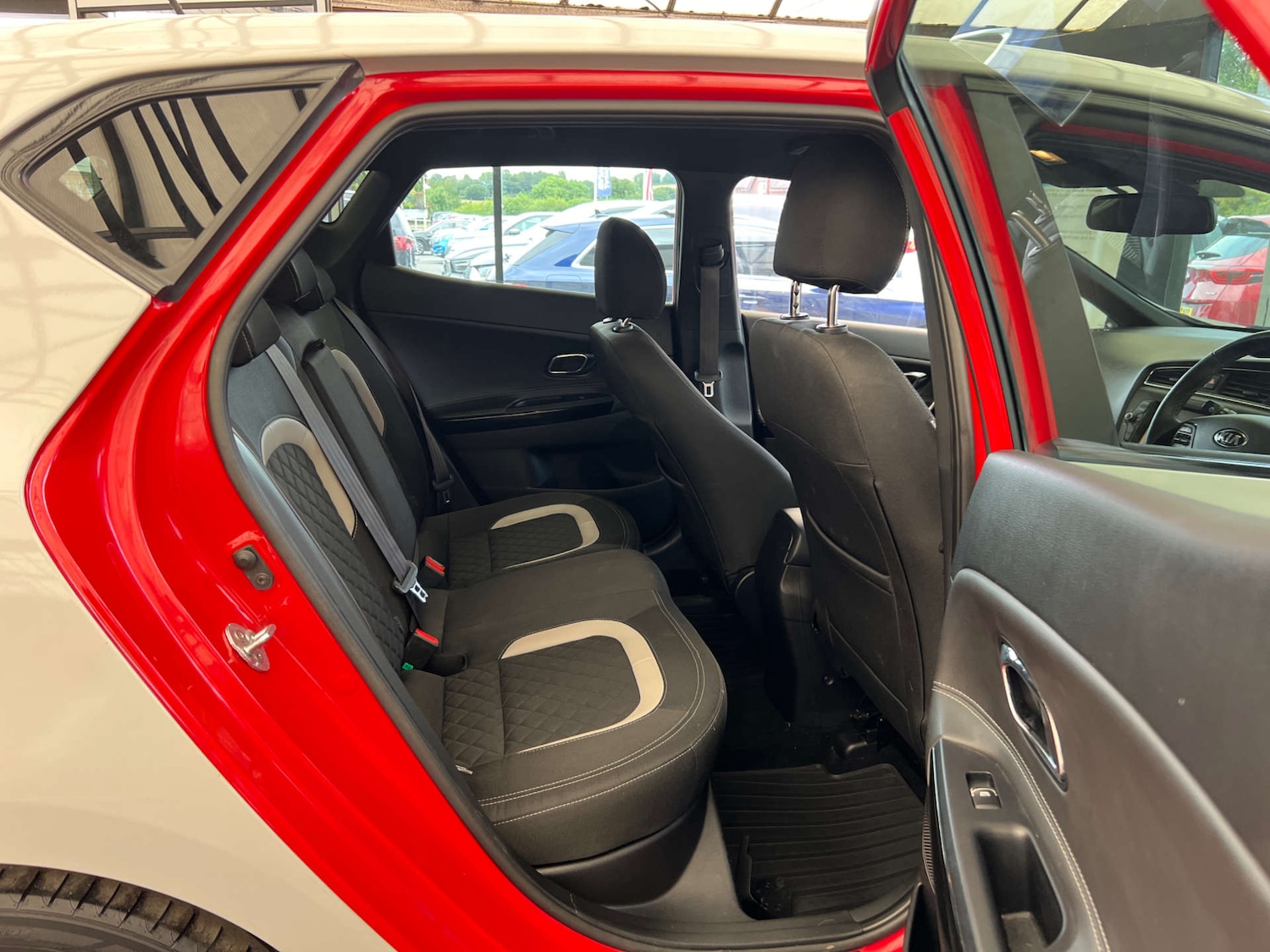 Used Kia Ceed 2017 for sale - 76919157: Photo 28