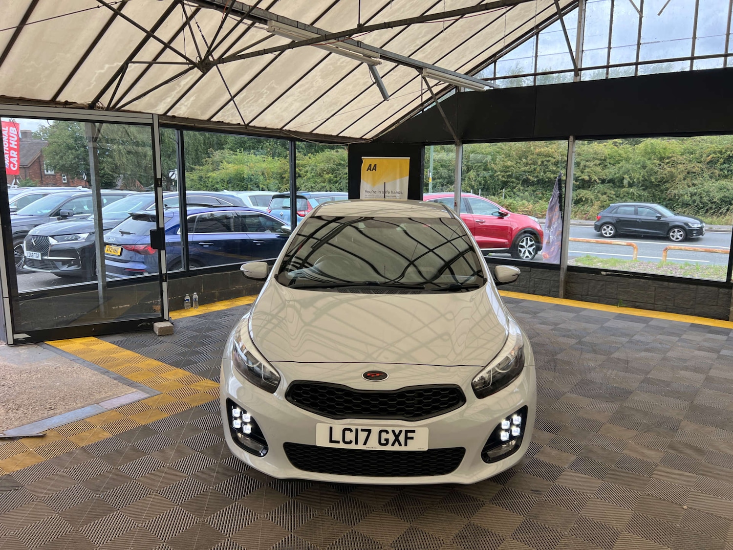 Used Kia Ceed 2017 for sale - 76919157: Photo 3